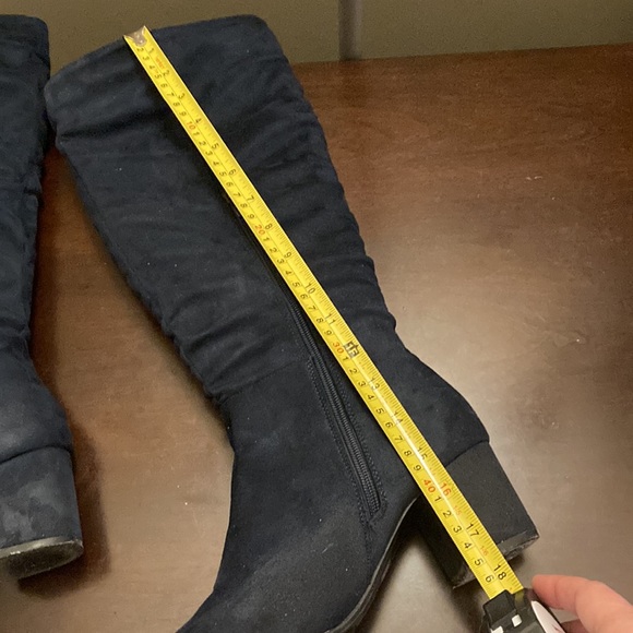 Refresh Navy Faux Suede Boots, size 8.5 pull on with 1/2 zipper - Picture 8 of 16